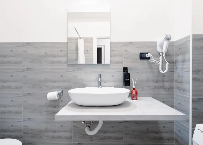 Centrale Bologna Bologna