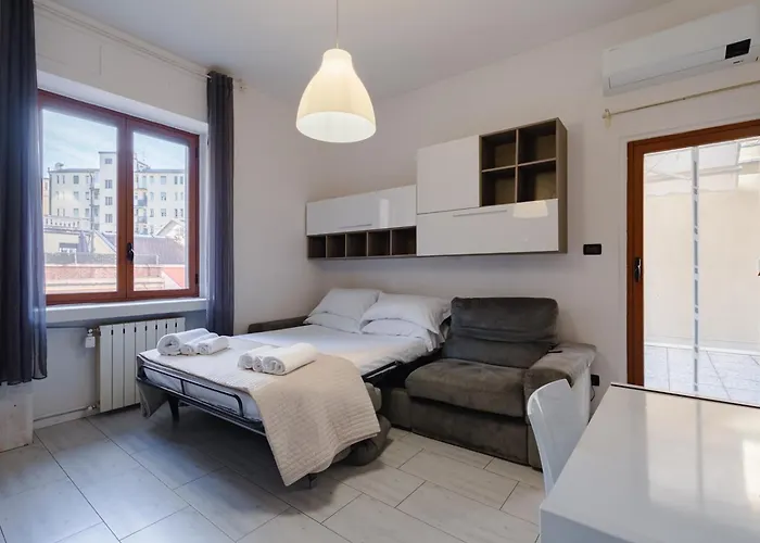 Centrale Bologna בית הארחה בולוניה